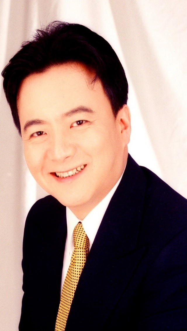 C Robert Kao